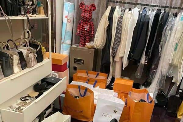 九寨沟县回收一线品牌衣服